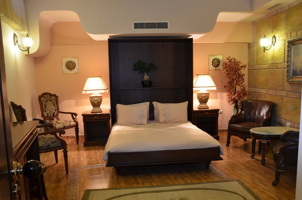 Boutique Hotel Boris Palace & Restaurant Plovdiv Bagian luar foto
